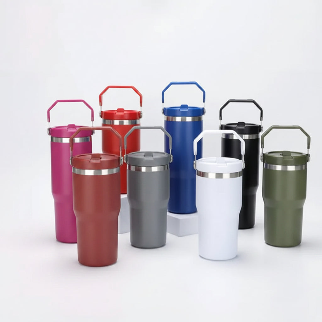 Isolerad vattenflaska – 900 ml med sugrör